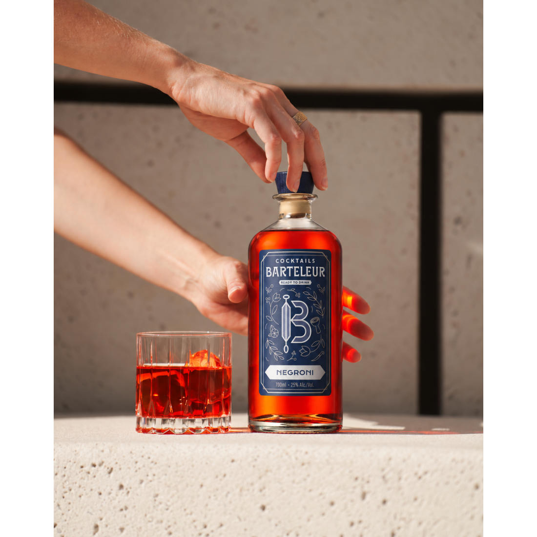 Negroni • Ready-to-Drink Negroni Cocktail LE BARTELEUR 25% - 70 cl • Spirit Drink