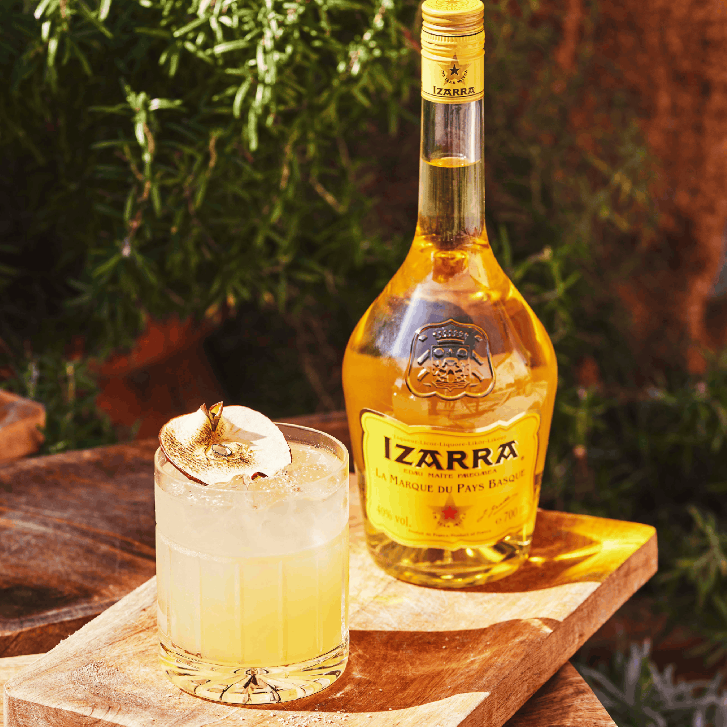 IZARRA Yellow Liqueur 40% - 70cl