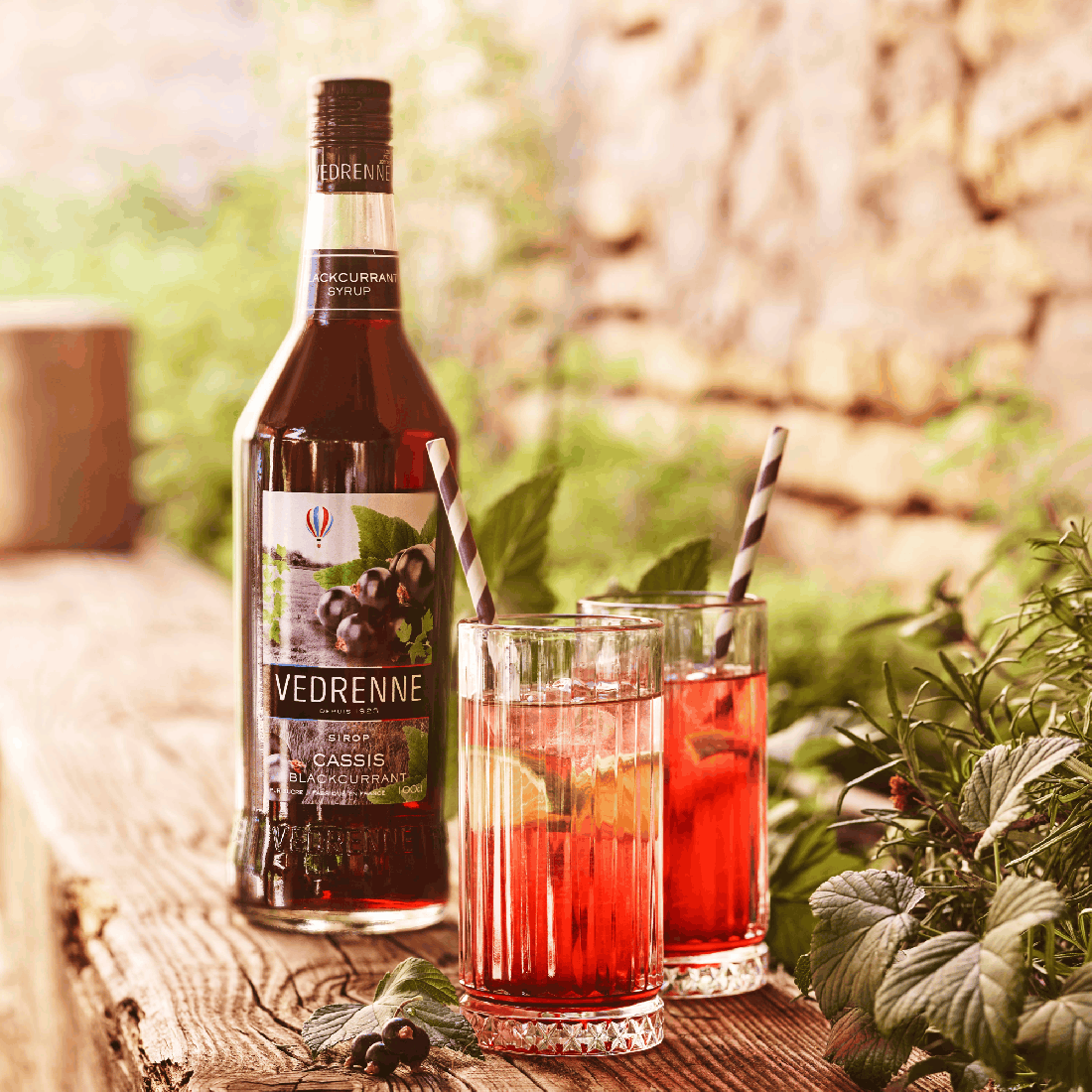 VEDRENNE Blackcurrant Syrup 100cl