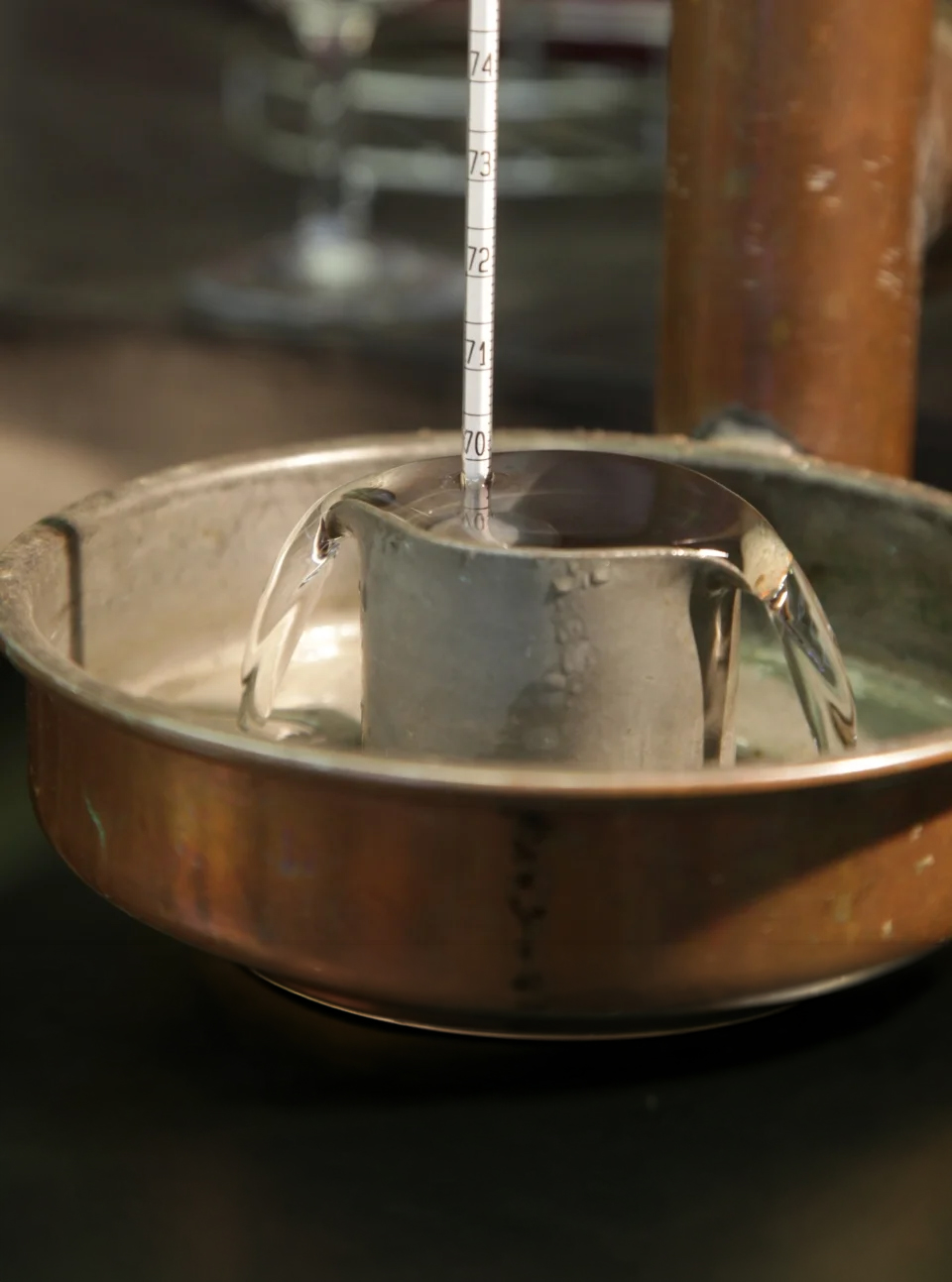 Distillerie, alambic en cuivre