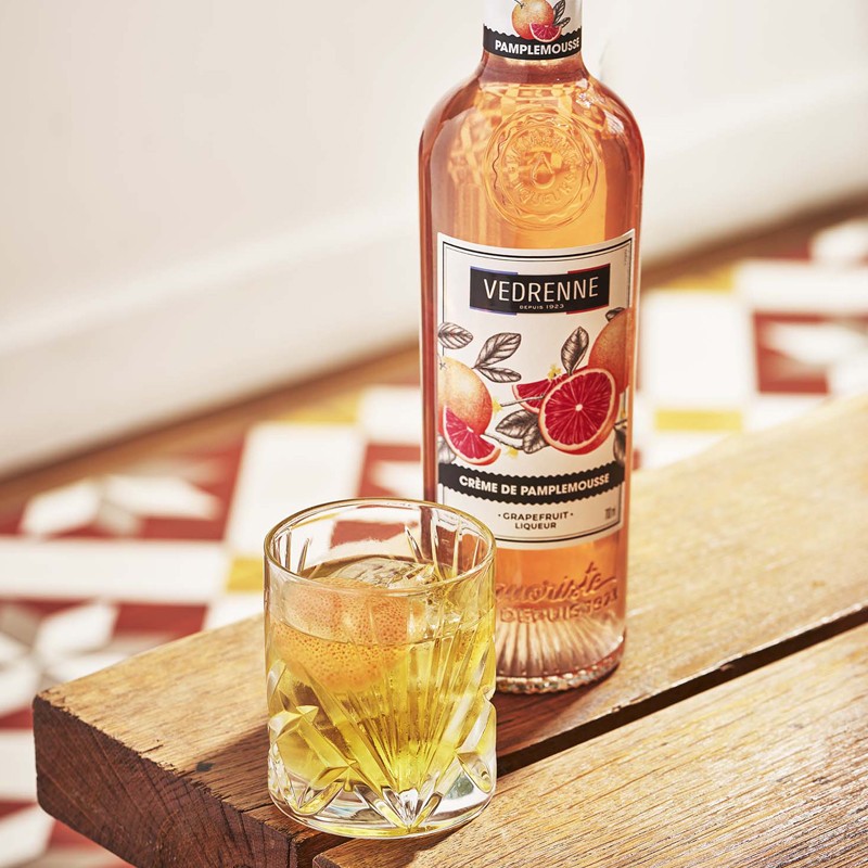 GRAPEFRUIT NEGRONI