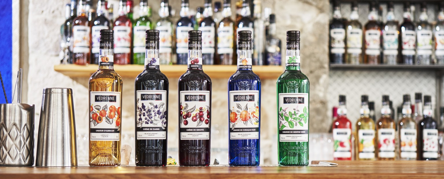 NOUVELLE GAMME DE LIQUEURS VEDRENNE 