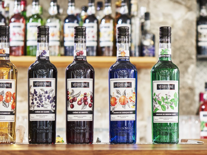 NOUVELLE GAMME DE LIQUEURS VEDRENNE 